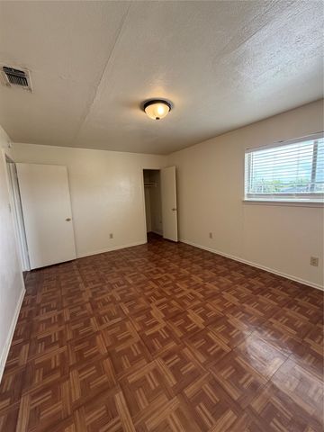 3002 Stanford Street B, Greenville, TX 75401