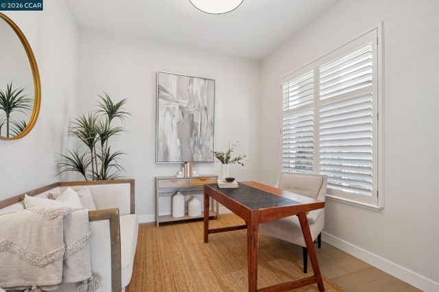 568 High Eagle Ct, Walnut Creek, CA 94595