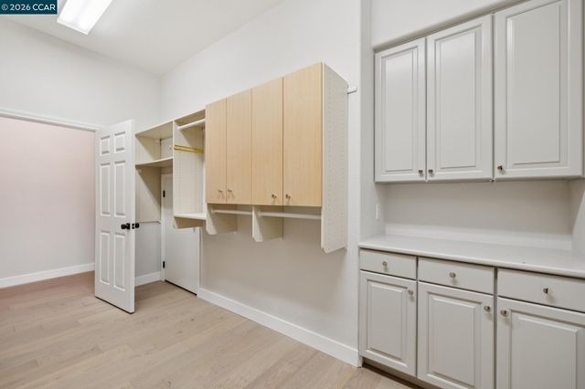 568 High Eagle Ct, Walnut Creek, CA 94595