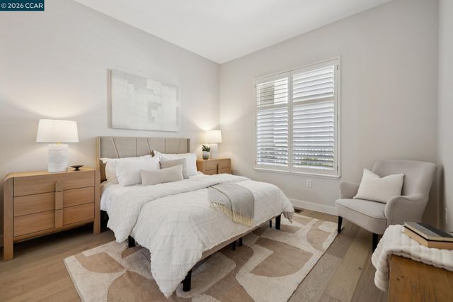 568 High Eagle Ct, Walnut Creek, CA 94595