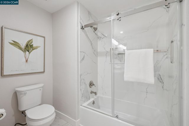 568 High Eagle Ct, Walnut Creek, CA 94595