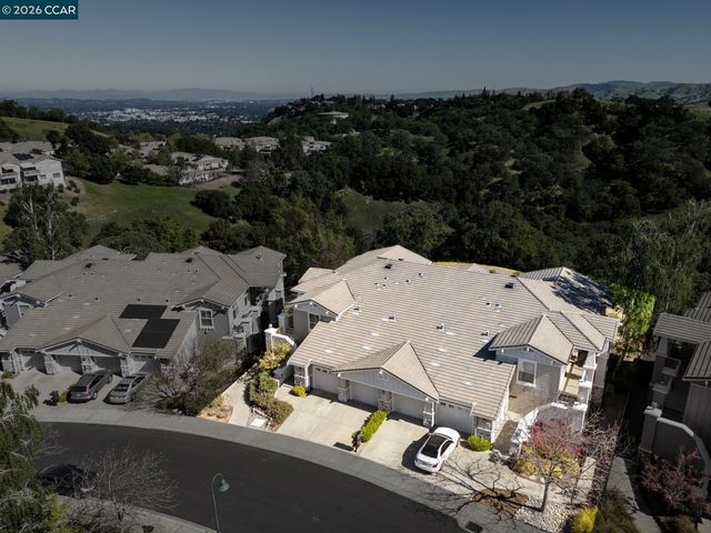 568 High Eagle Ct, Walnut Creek, CA 94595