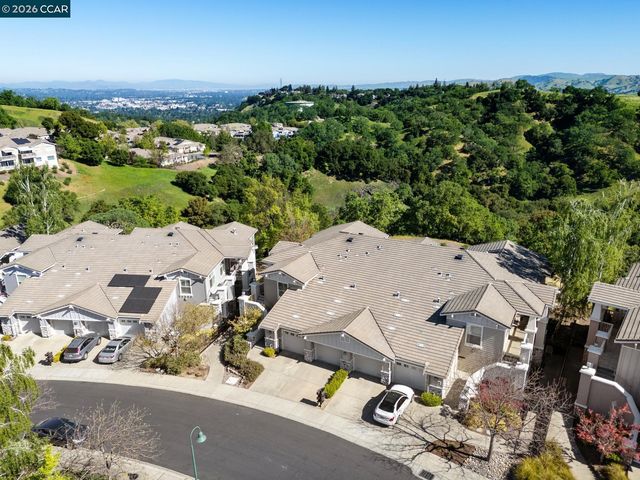 568 High Eagle Ct, Walnut Creek, CA 94595