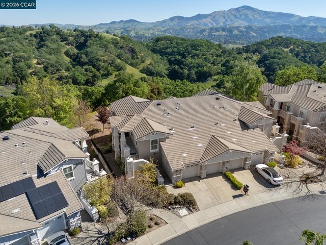 568 High Eagle Ct, Walnut Creek, CA 94595