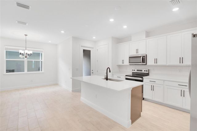 13124 CALMING BREEZE WAY, Winter Garden, FL 34787