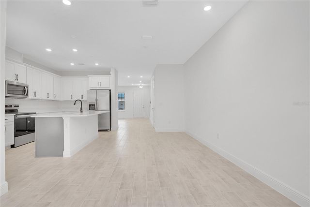 13124 CALMING BREEZE WAY, Winter Garden, FL 34787