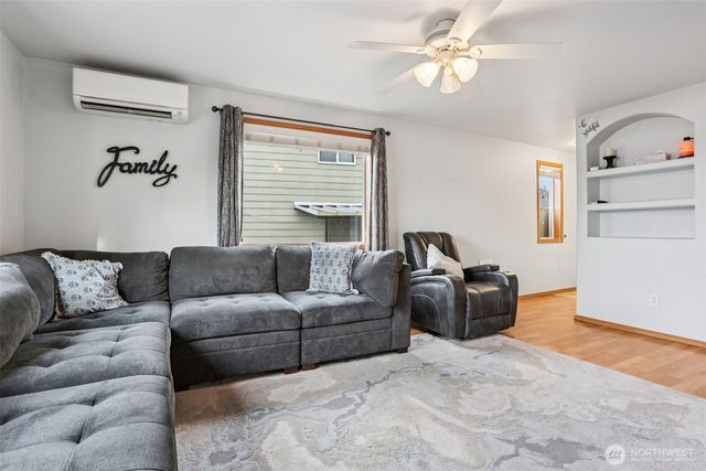 1104 73rd Drive SE, Lake Stevens, WA 98258