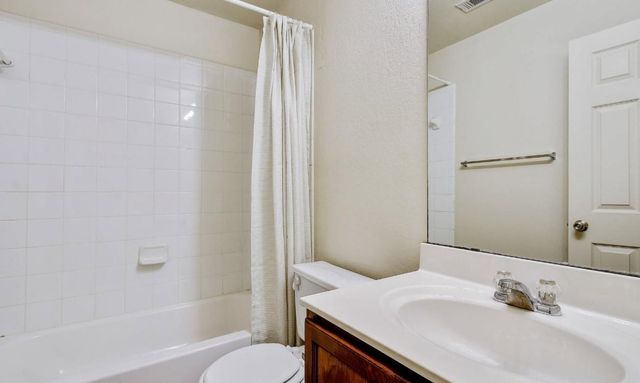 409 Teron DR, San Marcos, TX 78666