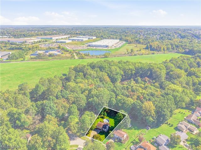 10459 Woodchuck Court, Twinsburg, OH 44087