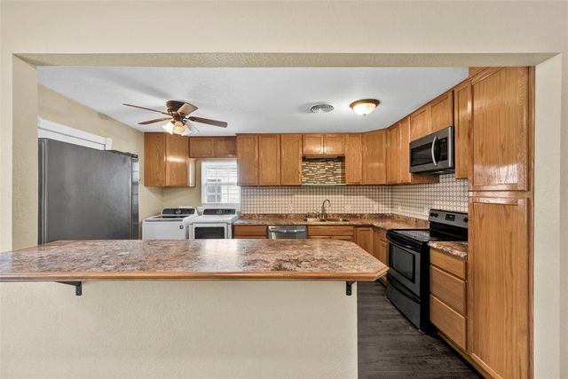 903 SW Garfield Avenue, Lawton, OK 73501