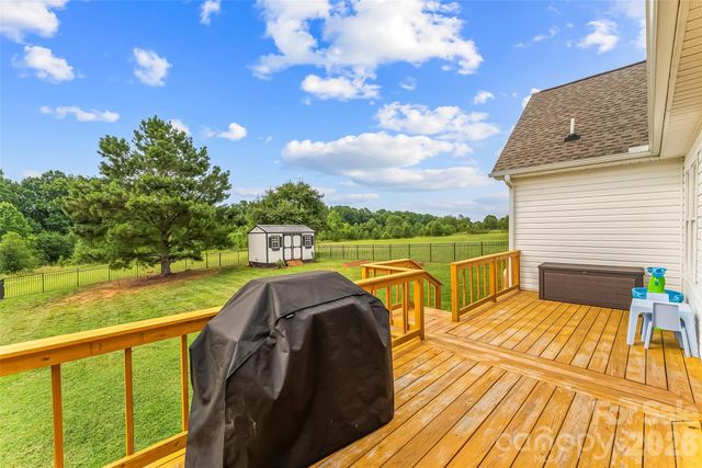 1459 Malden Court, Crouse, NC 28033