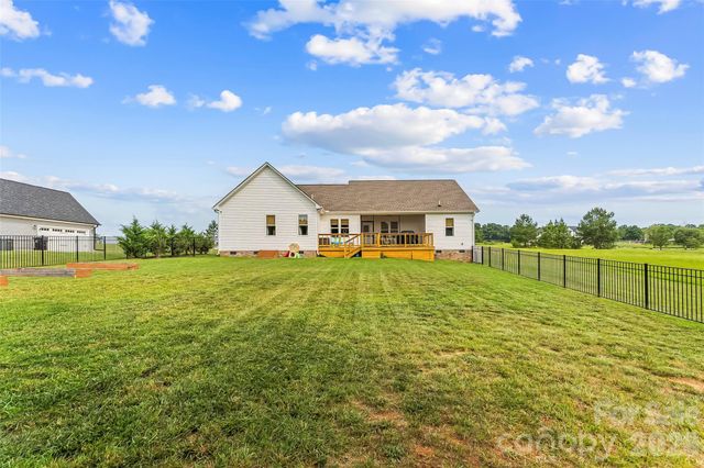 1459 Malden Court, Crouse, NC 28033