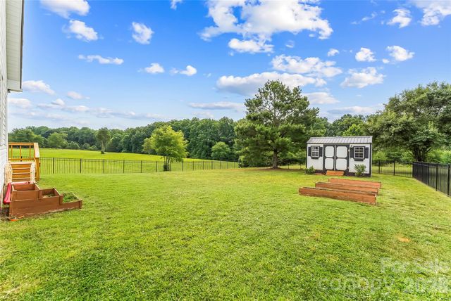 1459 Malden Court, Crouse, NC 28033