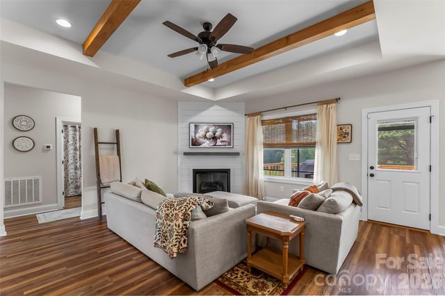 1459 Malden Court, Crouse, NC 28033