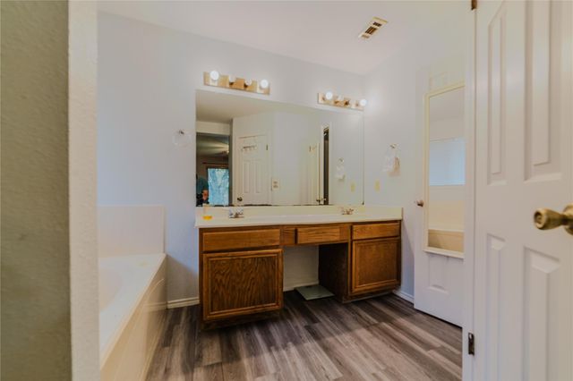 11406 Birchover LN, Austin, TX 78754