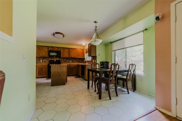 11406 Birchover LN, Austin, TX 78754