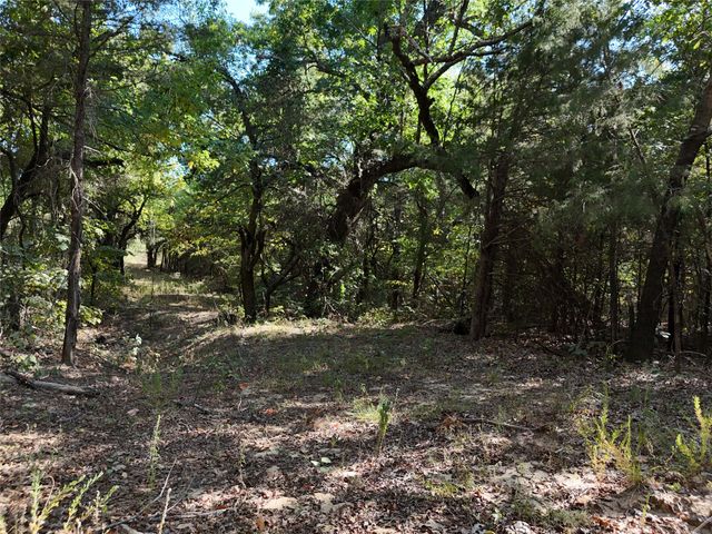 001701 CR 2770, Honey Grove, TX 75446