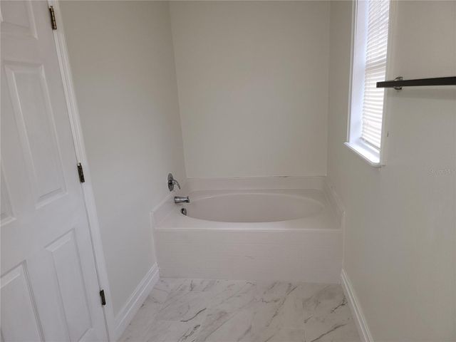 358 FAIRFIELD DRIVE, Sanford, FL 32771