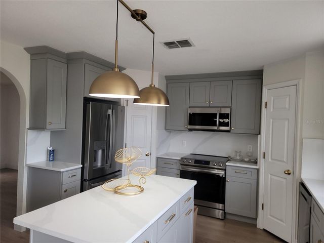 358 FAIRFIELD DRIVE, Sanford, FL 32771