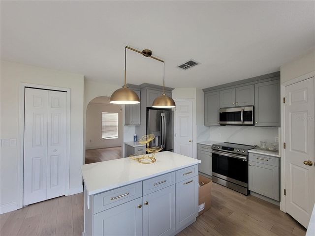 358 FAIRFIELD DRIVE, Sanford, FL 32771