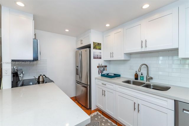 2451 Brickell Ave 10K, Miami, FL 33129