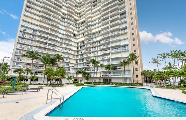 2451 Brickell Ave 10K, Miami, FL 33129