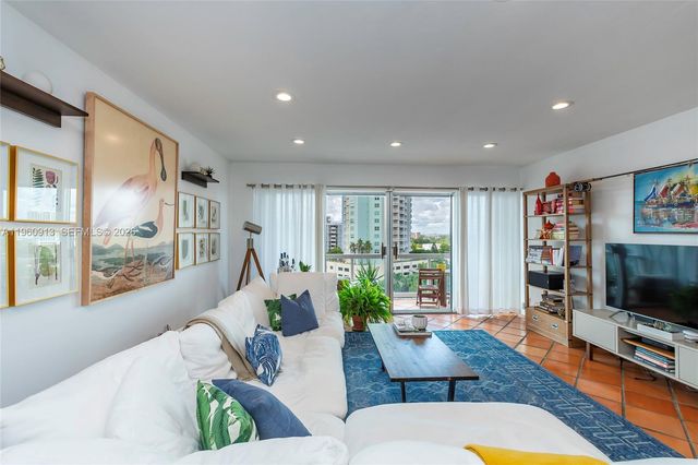 2451 Brickell Ave 10K, Miami, FL 33129