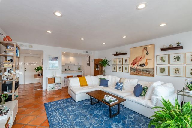 2451 Brickell Ave 10K, Miami, FL 33129