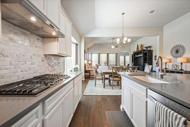 118 Escondido, Boerne, TX 78006