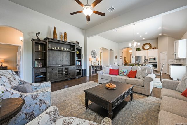 118 Escondido, Boerne, TX 78006