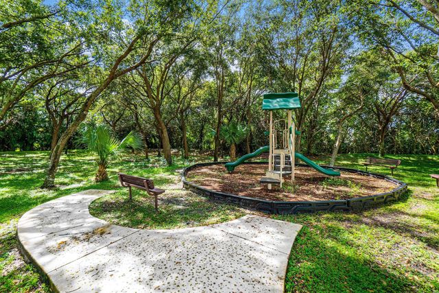 16088 Poppyseed Circle 304, Delray Beach, FL 33484