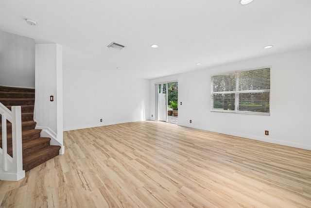 16088 Poppyseed Circle 304, Delray Beach, FL 33484