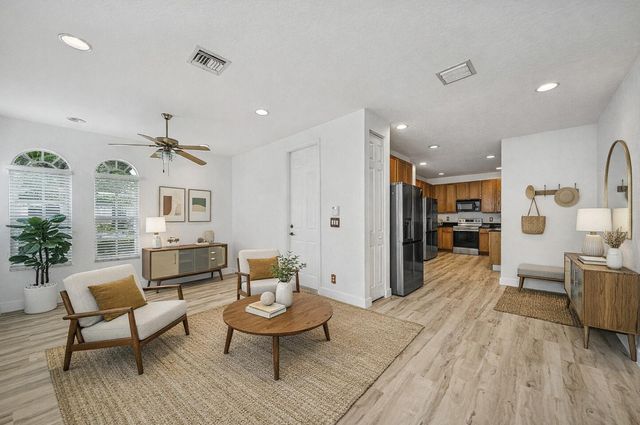 16088 Poppyseed Circle 304, Delray Beach, FL 33484