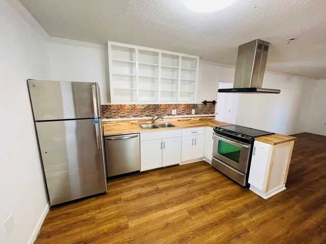 1033 Highway 155 N A, Mcdonough, GA 30253