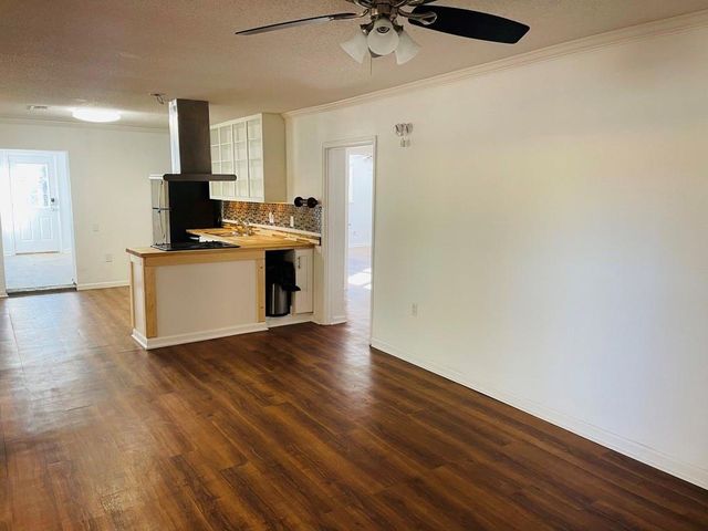 1033 Highway 155 N A, Mcdonough, GA 30253