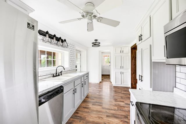 5904 Highway 76E, E, Springfield, TN 37172