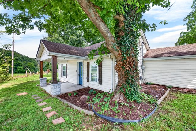 5904 Highway 76E, E, Springfield, TN 37172