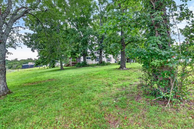 5904 Highway 76E, E, Springfield, TN 37172
