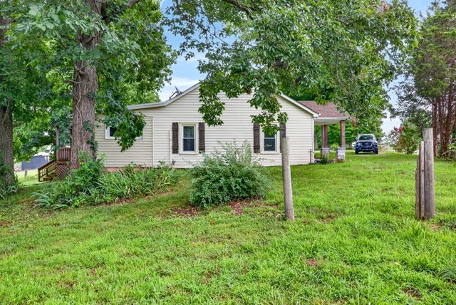 5904 Highway 76E, E, Springfield, TN 37172