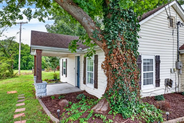 5904 Highway 76E, E, Springfield, TN 37172