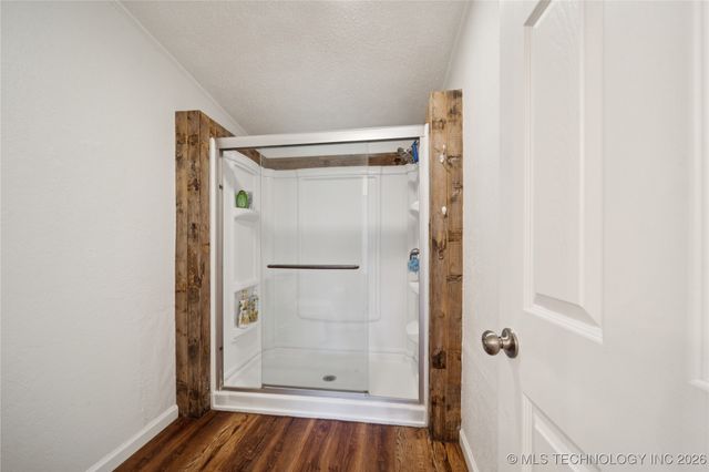 104500 S 4095 Road, Henryetta, OK 74437