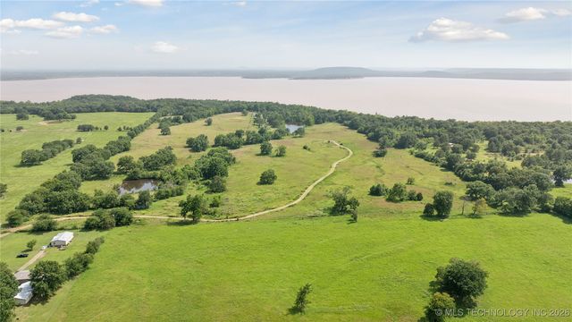 104500 S 4095 Road, Henryetta, OK 74437