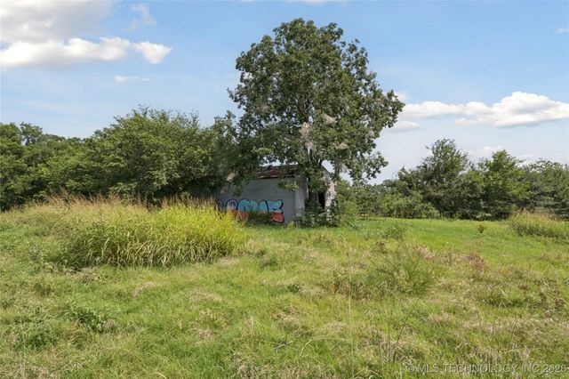 104500 S 4095 Road, Henryetta, OK 74437