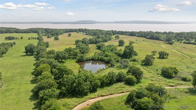 104500 S 4095 Road, Henryetta, OK 74437