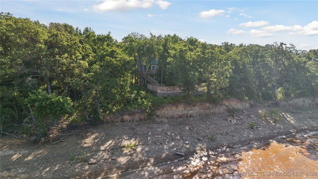 104500 S 4095 Road, Henryetta, OK 74437