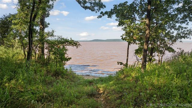 104500 S 4095 Road, Henryetta, OK 74437