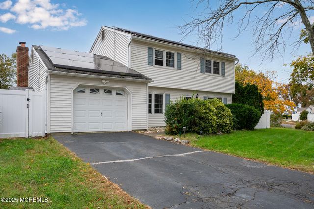 3 Lisa Drive, Hazlet, NJ 07730
