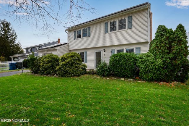 3 Lisa Drive, Hazlet, NJ 07730