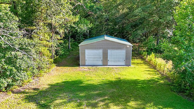 67 Freeman Lane, Round O, SC 29474