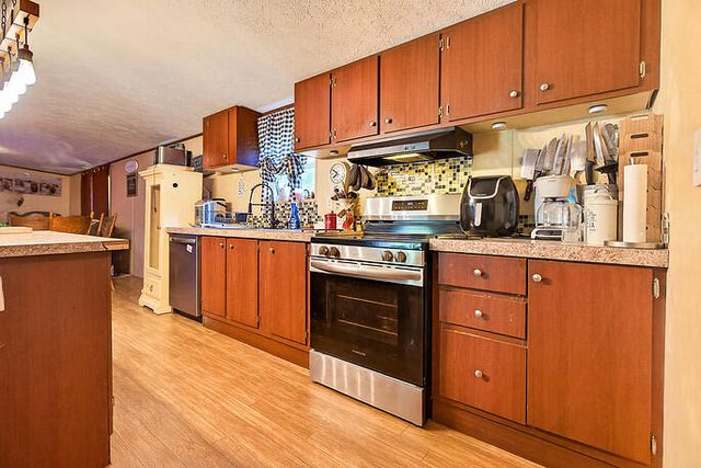 67 Freeman Lane, Round O, SC 29474